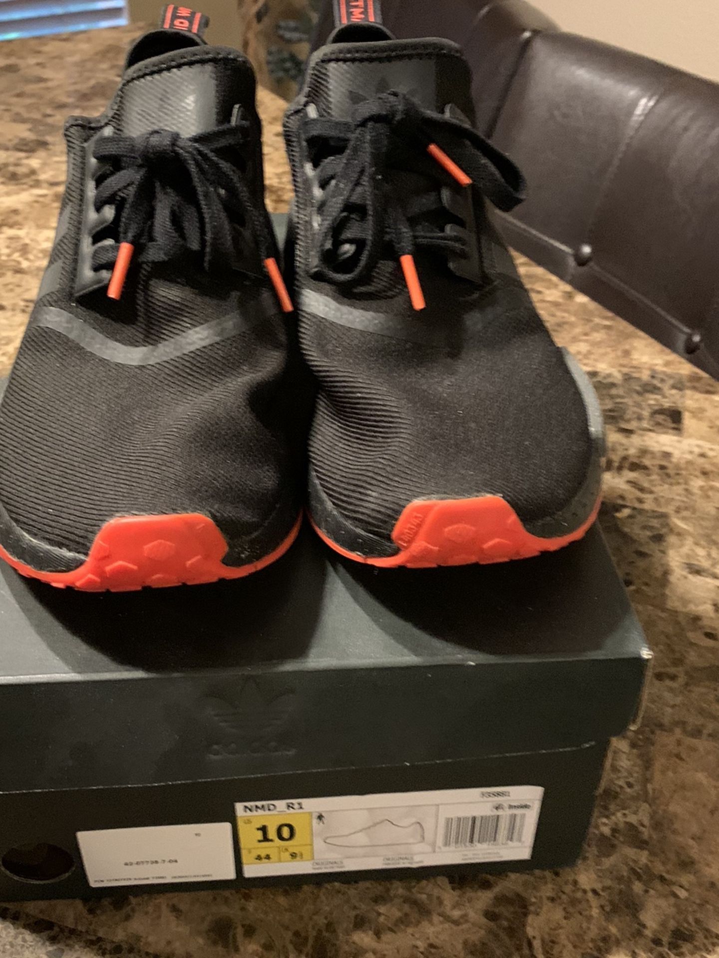 Adidas NMD R1