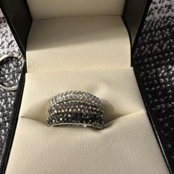 Beautiful Gemstone Ring 8 Brand New  Silver 