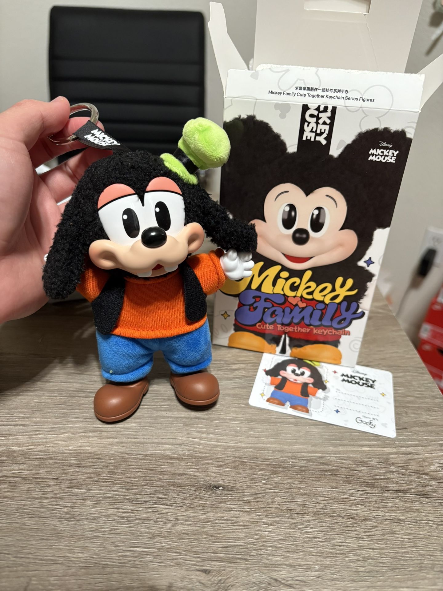 100% Authentic Pop Mart Disney Mickey Family Cute Together Plush Keychain GOOFY