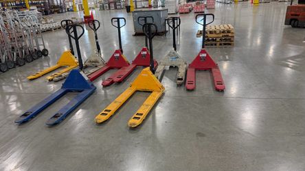 Lot of 6 Manual Pallet Jacks