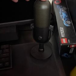 Razer Siren  Microphone 