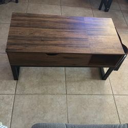 Rising Coffee table 