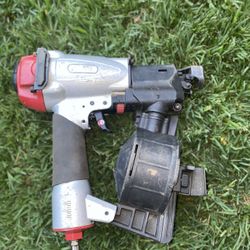 Roofing Nailer ( Central Pneumatic )