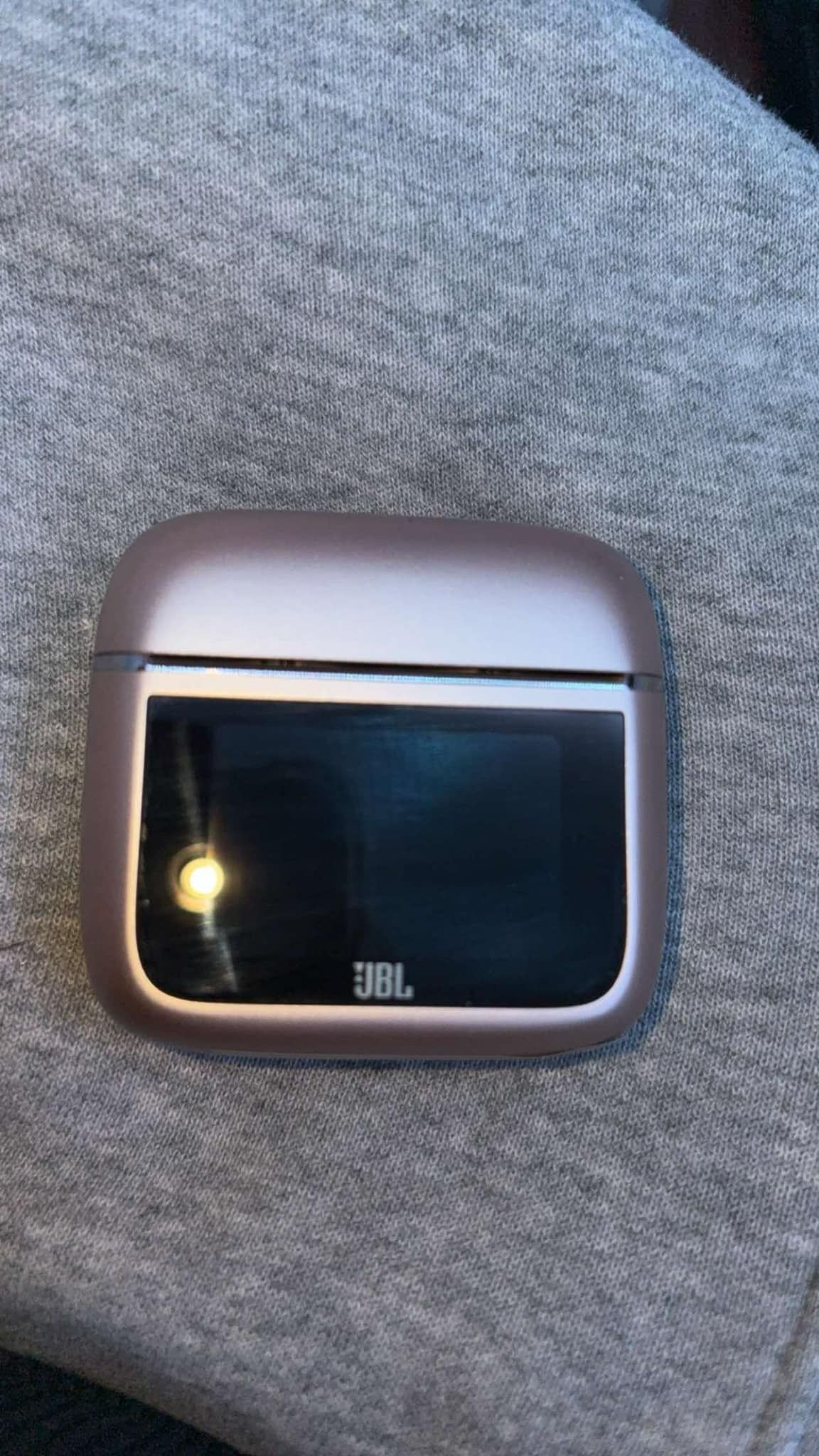JBL Tour Pro 3