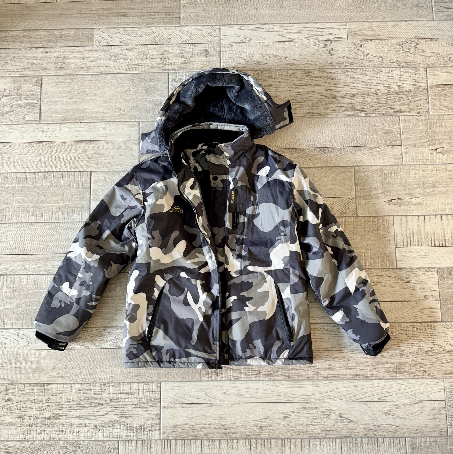 NEW! Men’s Ski Jacket Size L