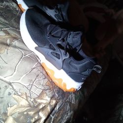 Nike React Size 13
