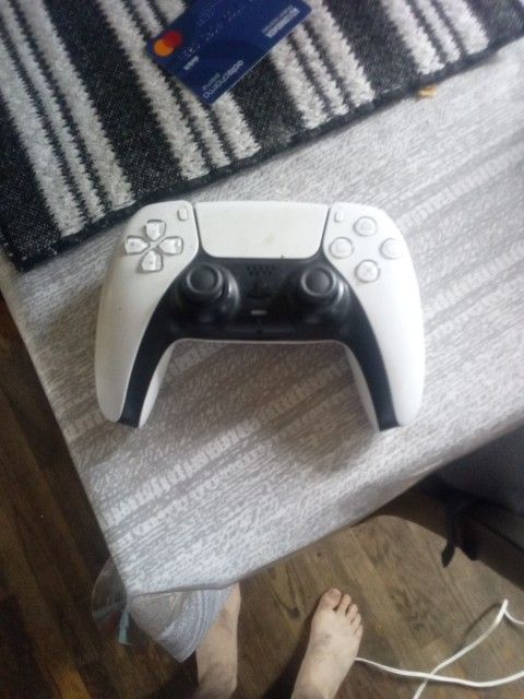PS4 Controller