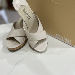M Kors Wedges Size 7