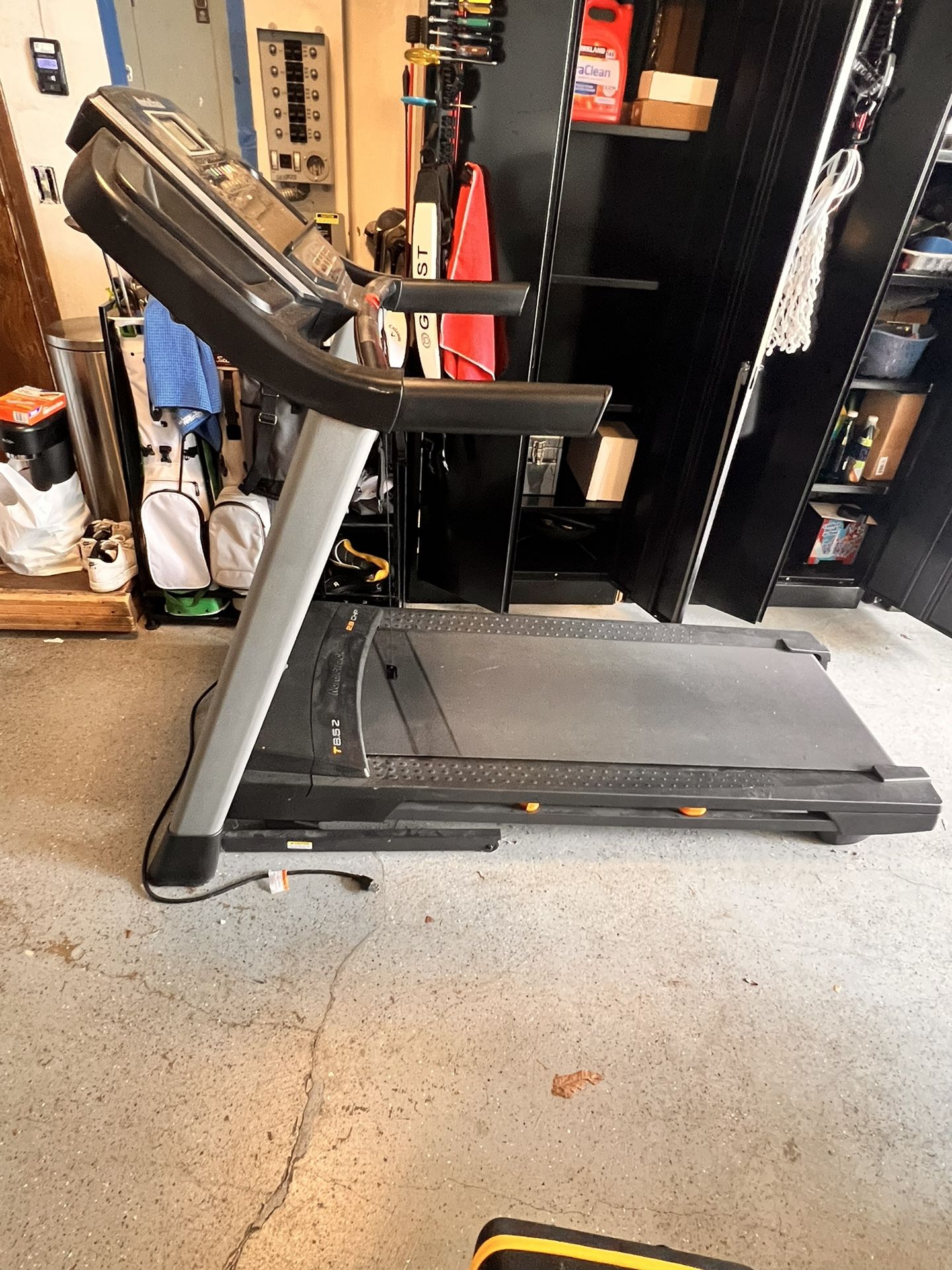 Nordic track treadmill 