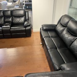 New Power Reclining Couch / Love Seat.  Black Leather.  Free Delivery!