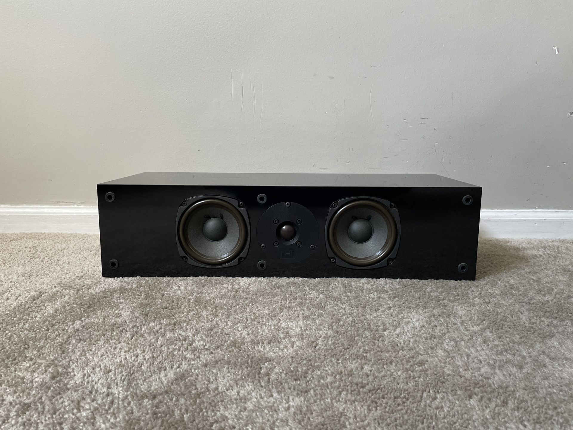 NHT VT-1C Center Channel Home Theater Surround Speaker