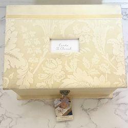 Hallmark Signature Card Keeper Brand New