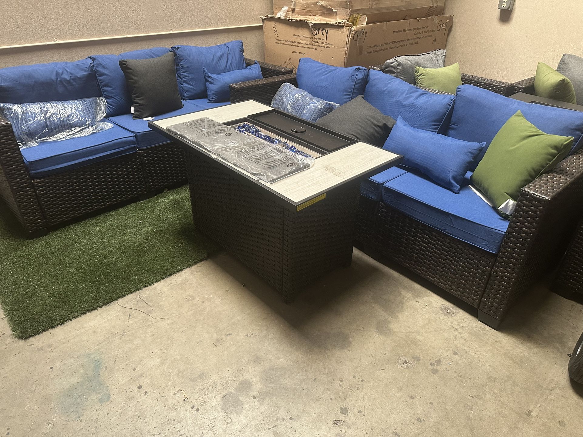 Outdoor Patio Furniture Set With Fire Table