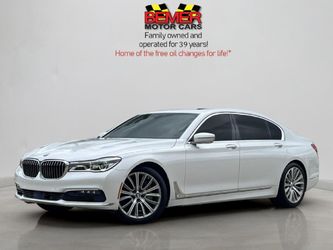 2016 BMW 750i