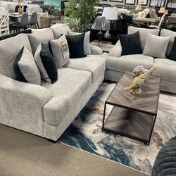 Oversized Sofa Loveseat! $2,499! Easy Financing! 📲🚨