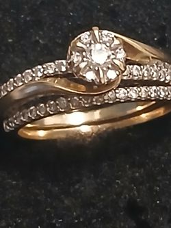 Gold and Diamond Ring