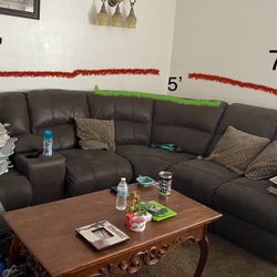 Sectional Couch 