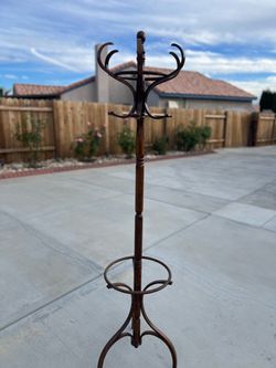 Coat/purse hanger