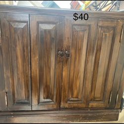 Entertaining/ Receiver Tv Cabinet 