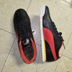 Men's Puma Shoes Size 10