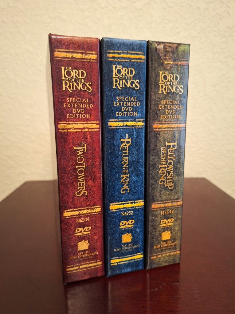 THE LORD OF THE RINGS TRILOGY SPECIAL EXTENDED DVD EDITION