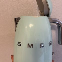 Smeg Kettle 
