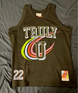 Truly x Mitchell & Ness Jersey L