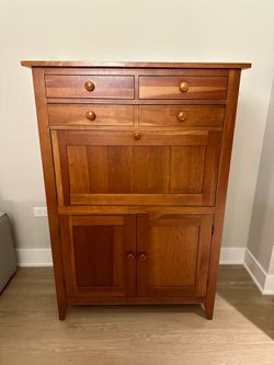 Ethan Allen Drop Lid Desk/Cabinet