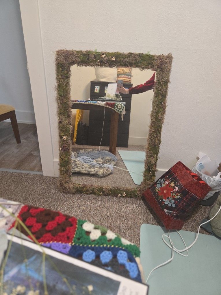 Moss Mirror