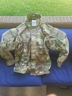 USGI Gen III ECWCS Level 5 OCP Multicam Soft Shell Jacket - X-Small Short XSS