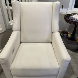 Babyletto Kiwi Cream Electronic Swivel Glider