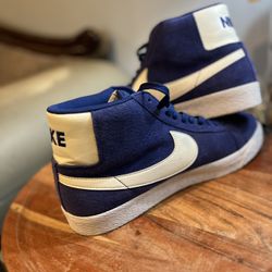 Blue Nike Shoes 
