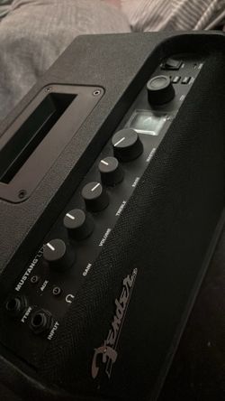 New Condition Fender Mustang LT25 Amp