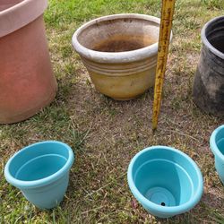Pots/ planters
