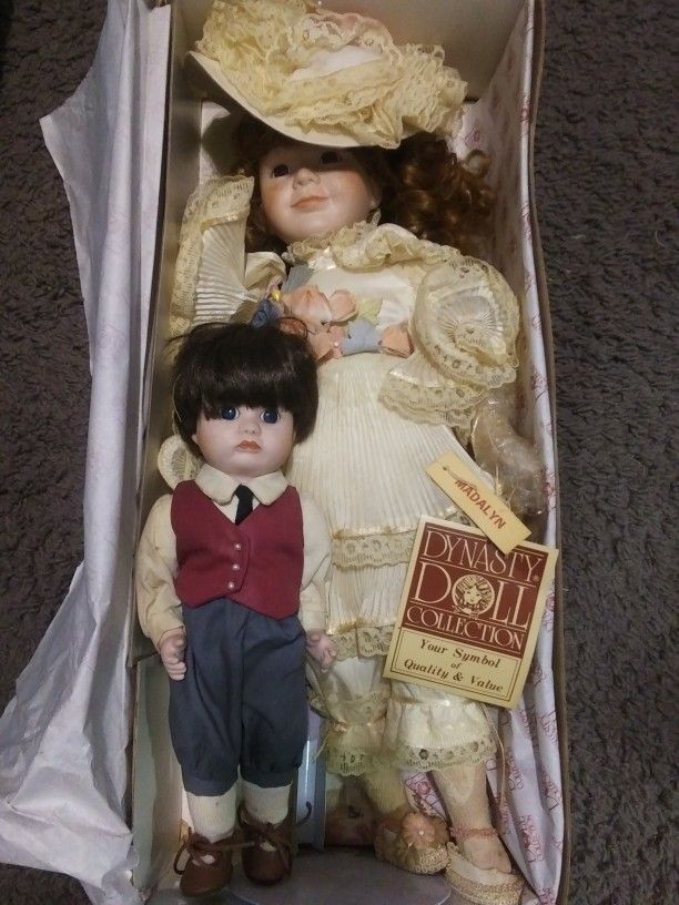 Vintage Porcelain Dolls Dynasty Madalyn