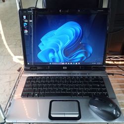 HP Laptop Comes With Wireless Mouse