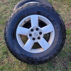 Nissan Titan 4 Rims And Tires 265  70 8