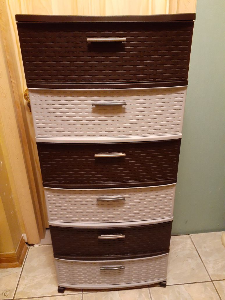 6 DRAWERS STORAGE CONTAINERS WITH WHEELS - 15 7/8" D x 2 7/8" W x 24" H