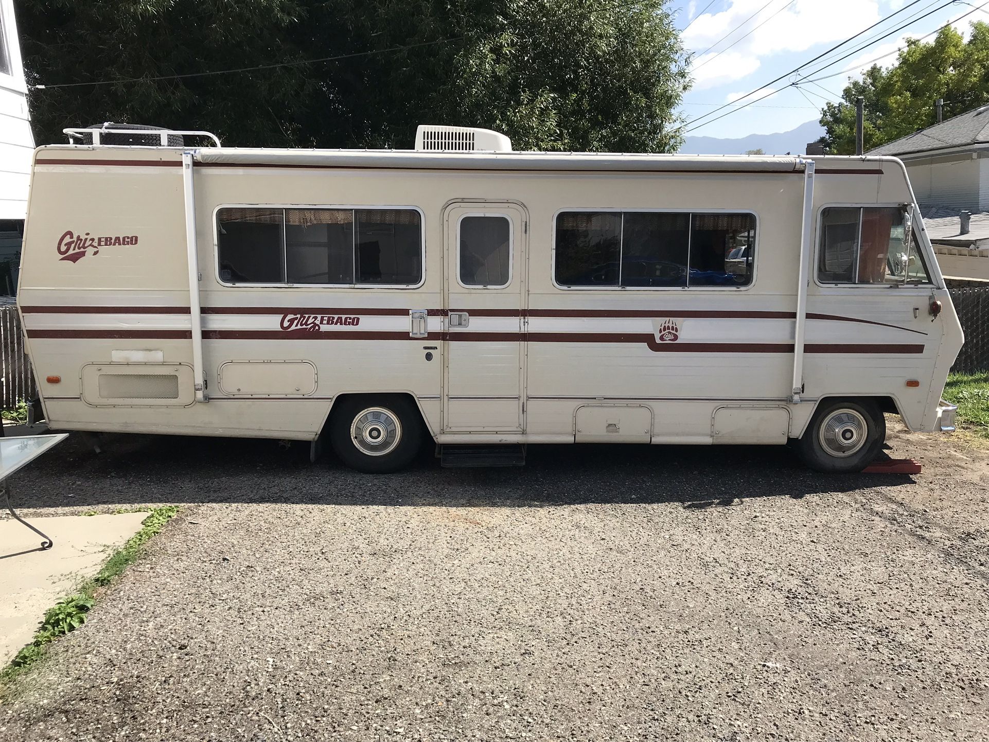 81 Chevrolet Forward control (winnebago)