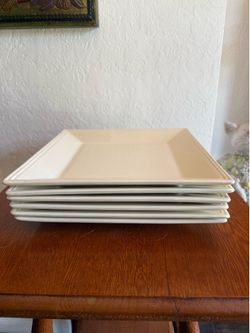 6 William Sonoma square plates