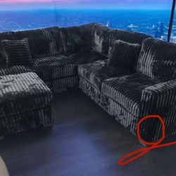 New! Luxurious Soft Touch~ Super Comfy Sofa Sectional!! Free Xl Ottoman!! 