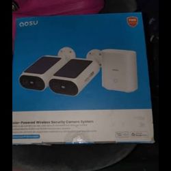 Aosu Solar Powered Security Cameras 