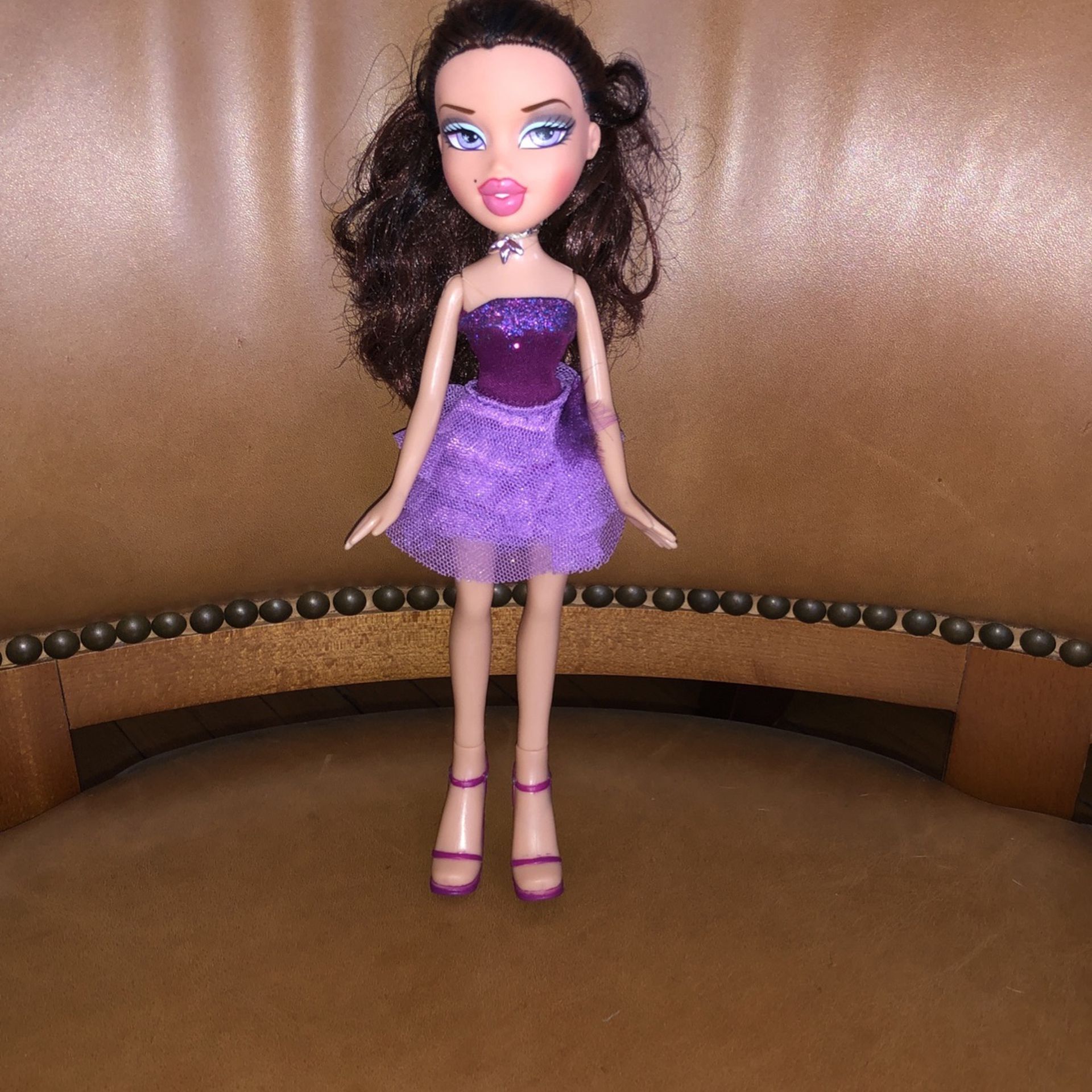 Bratz Hollywood Style Phoebe Doll Purple Outfit