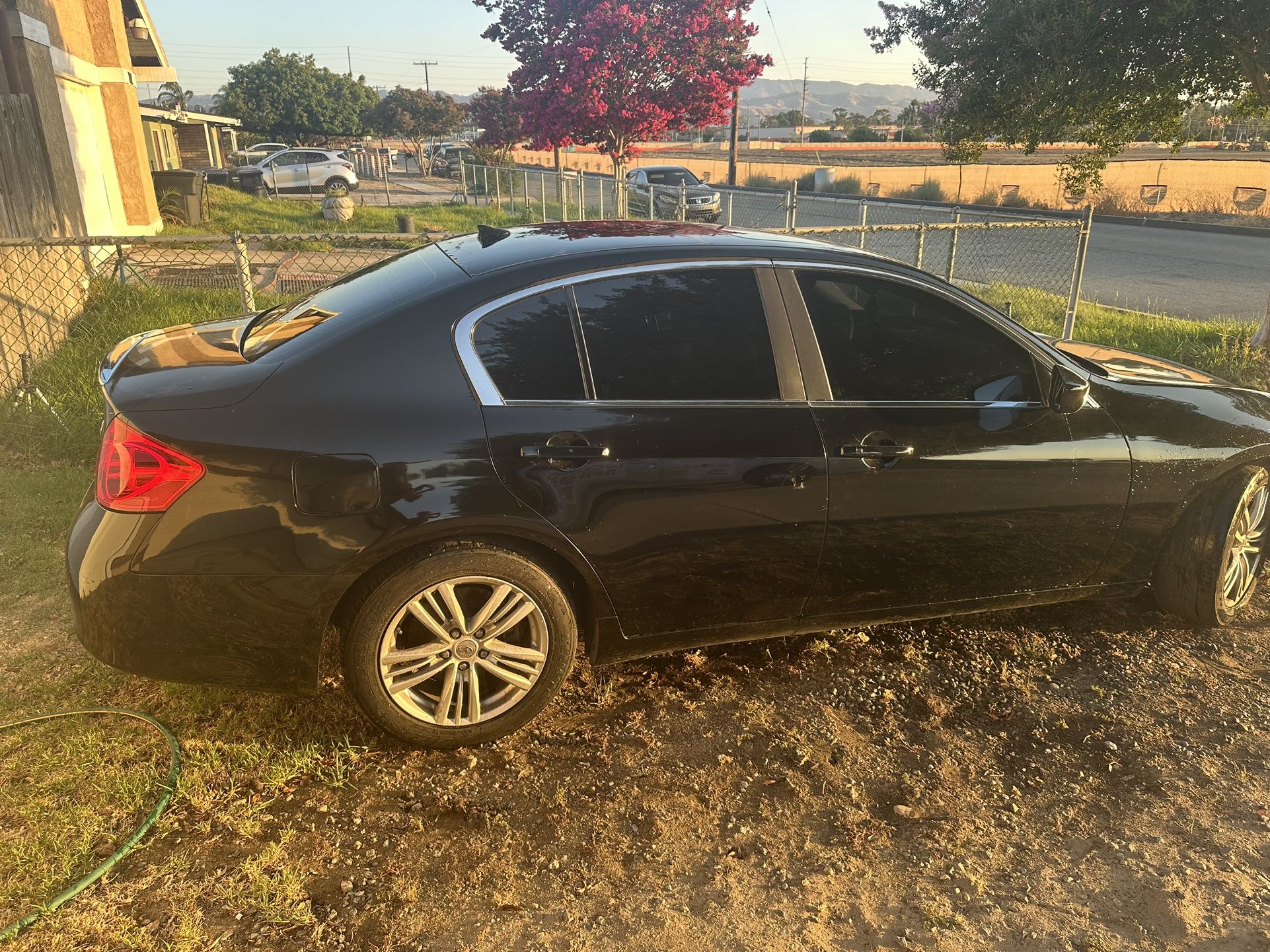 2013 Infiniti G37