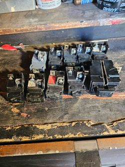 Pushmatic breakers