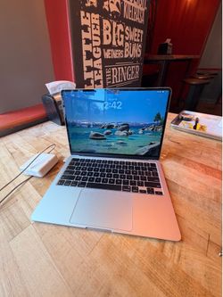 MacBook Air M4 13