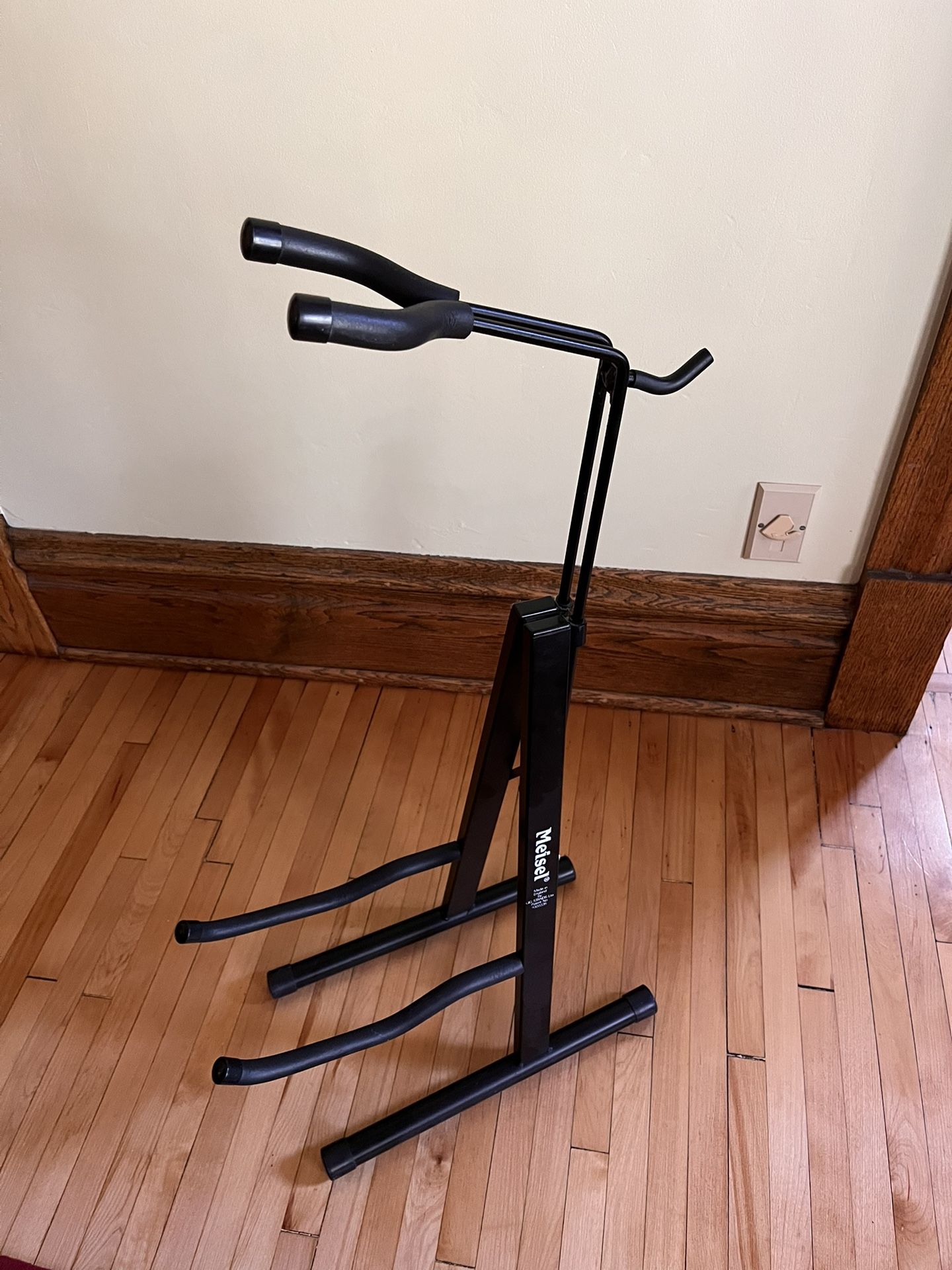Meisel Single Guitar Stand And Foldable Music Stand With Bag.