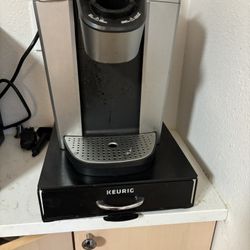 Keurig Single Cup Coffee Machine 