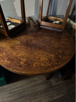 Oak table with chairs