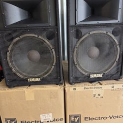 Yamaha S-115V 15" PA Speakers 